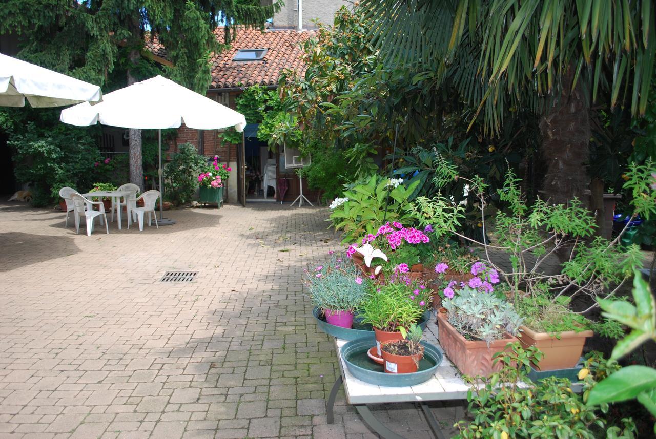La Curandera Rosta Exterior foto